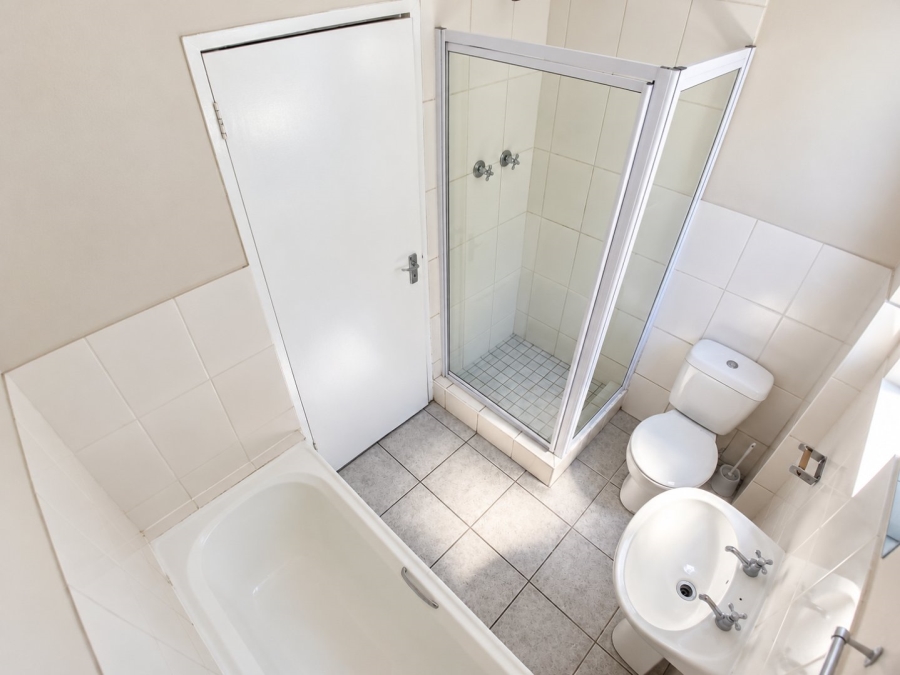 To Let 2 Bedroom Property for Rent in Parklands Western Cape